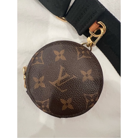 Louis Vuitton Multi Pochette Bag - Picture 4 of 15